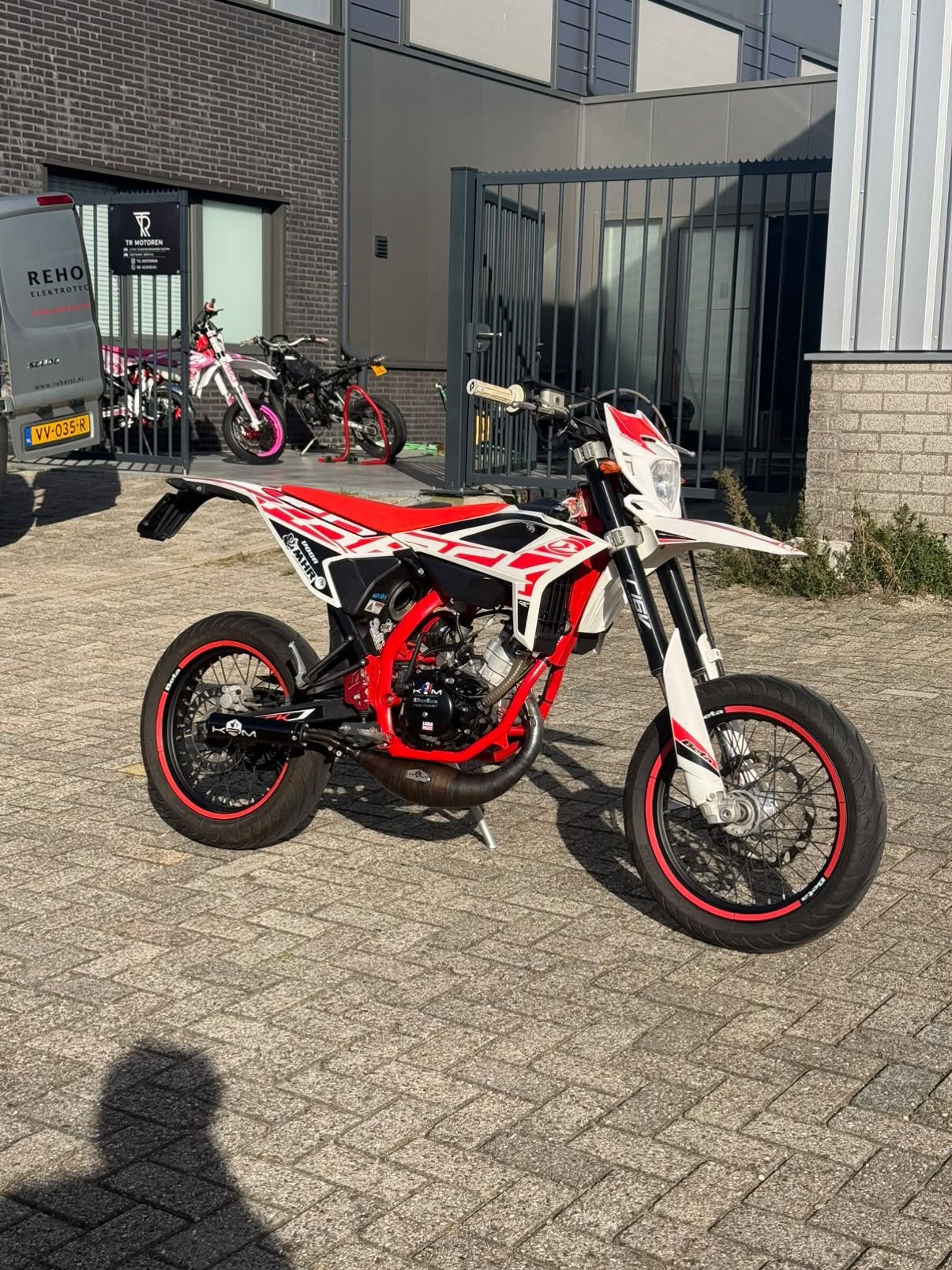 Beta RR50 2022, Fietsen en Brommers, 6 versnellingen, Zo goed als nieuw, 50 cc, Ophalen