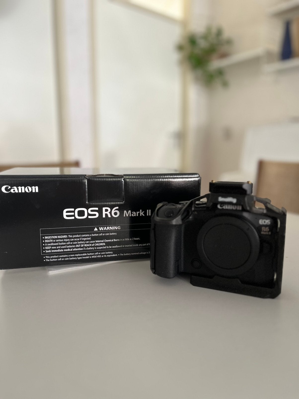 Canon R6mkii (zo goed als nieuw) (verkoop op factuur), Canon, Ophalen of Verzenden, Zo goed als nieuw, Systeemcamera