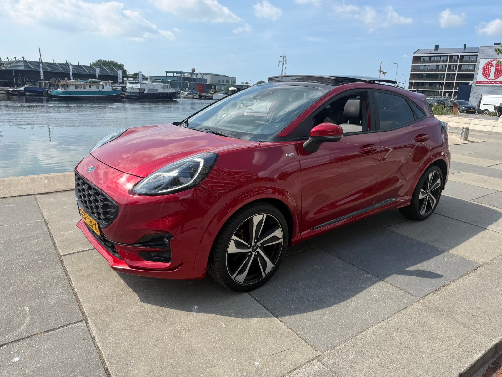 Ford Puma 1.0i Ecoboost Hybrid 155pk 2020 Rood, Auto's, Ford, Voorwielaandrijving, Puma, 4 cilinders, Leder