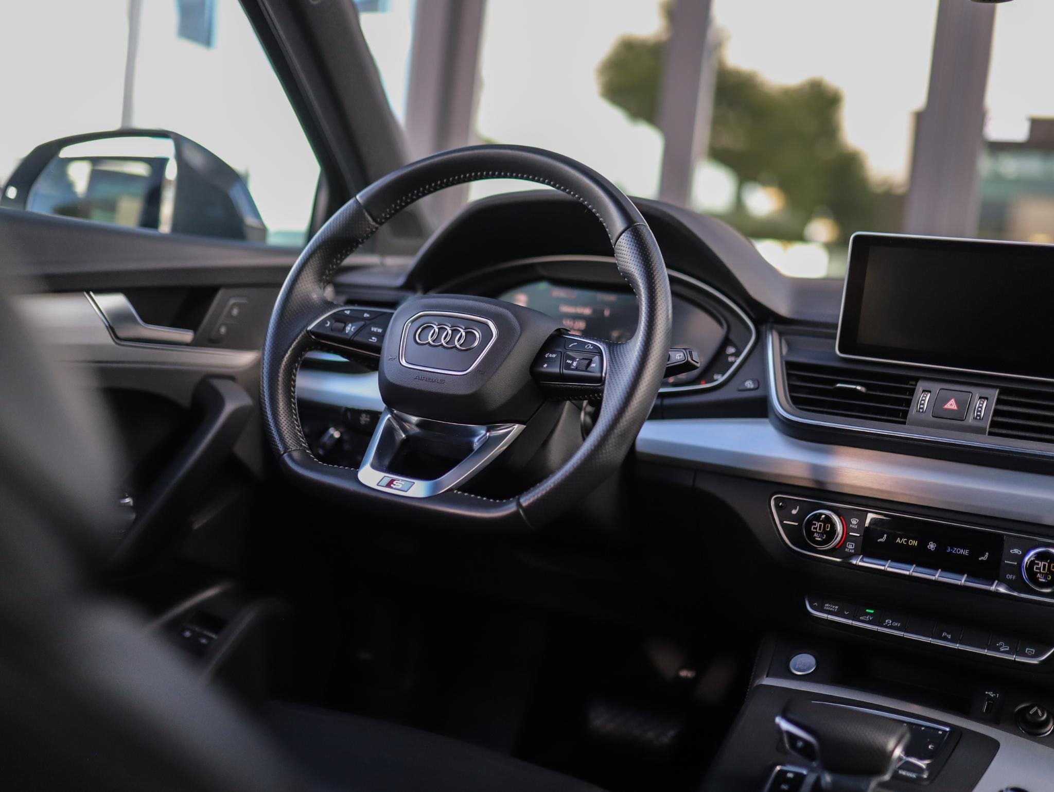 Audi Q5 55 TFSI e quattro Competition | S-Line | Luchtvering, Auto's, Audi, Automaat, 4 cilinders, Bedrijf, Vierwielaandrijving