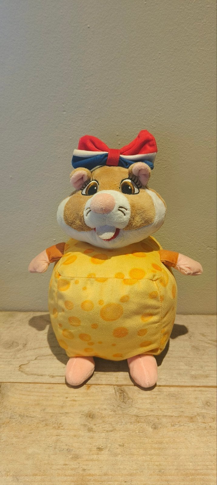 Hamster met kaasblok knuffel, Ophalen of Verzenden, Zo goed als nieuw, Overige typen