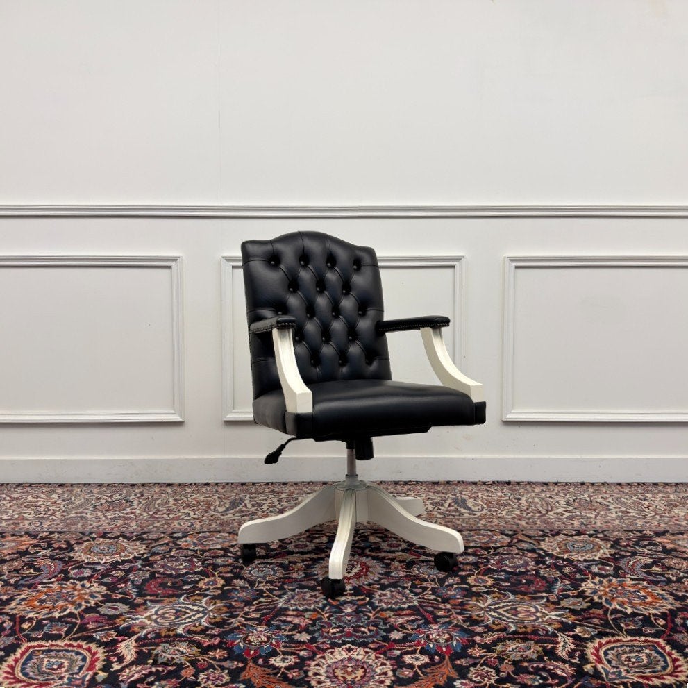 Klassiek Engels Chesterfield Bureaustoel