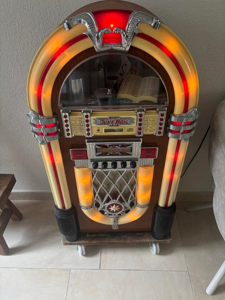 Jukebox met cd, Ophalen of Verzenden, Zo goed als nieuw, 1970 tot heden, Overige merken