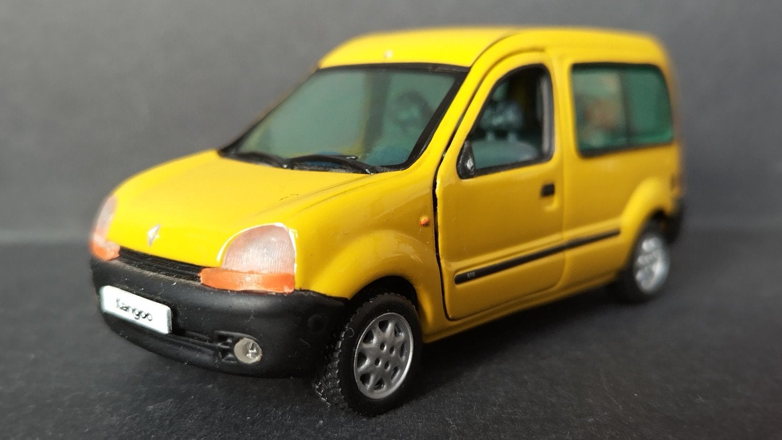 Renault Kangoo Mpv 1;43 Vitesse Pol op, Overige merken, Auto, Verzenden, .