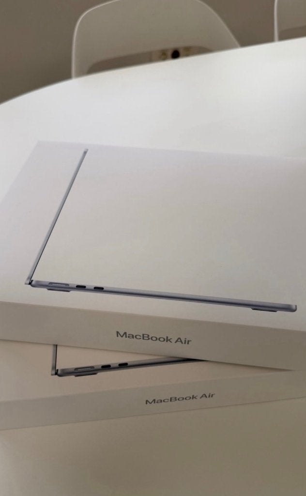 Nieuwe MacBook Air M5, 16GB/512GB,