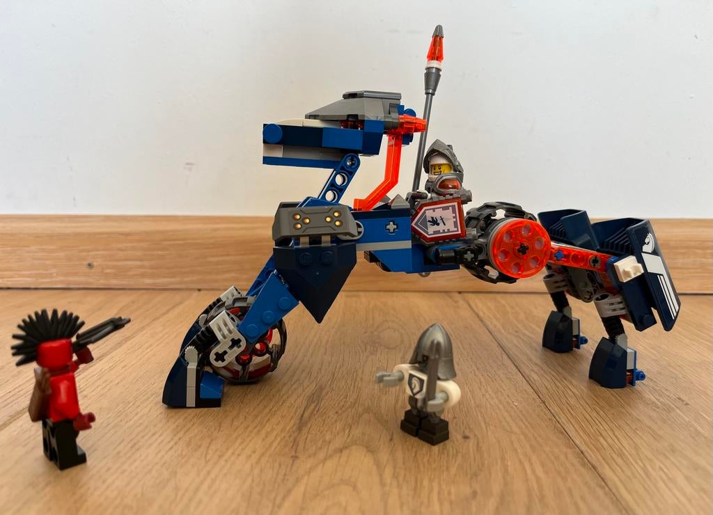LEGO Nexo Knights Lance's Mecha Paard - 70312, Ophalen of Verzenden, Zo goed als nieuw, Complete set, Lego