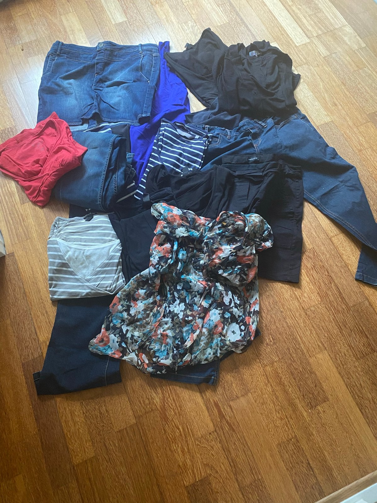 Positie kleding maat 40; jeans en rokjes Gratis, Kleding | Dames, Positiekleding, Overige typen, Blauw, Gedragen, Ophalen