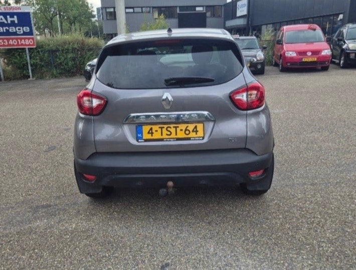 Foto 7 van Renault Captur AUTOMAAT 1.2 TCE 120 EDC 2014 Grijs