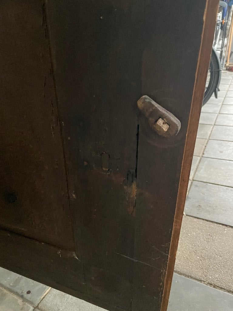 Antieke kast, Ophalen