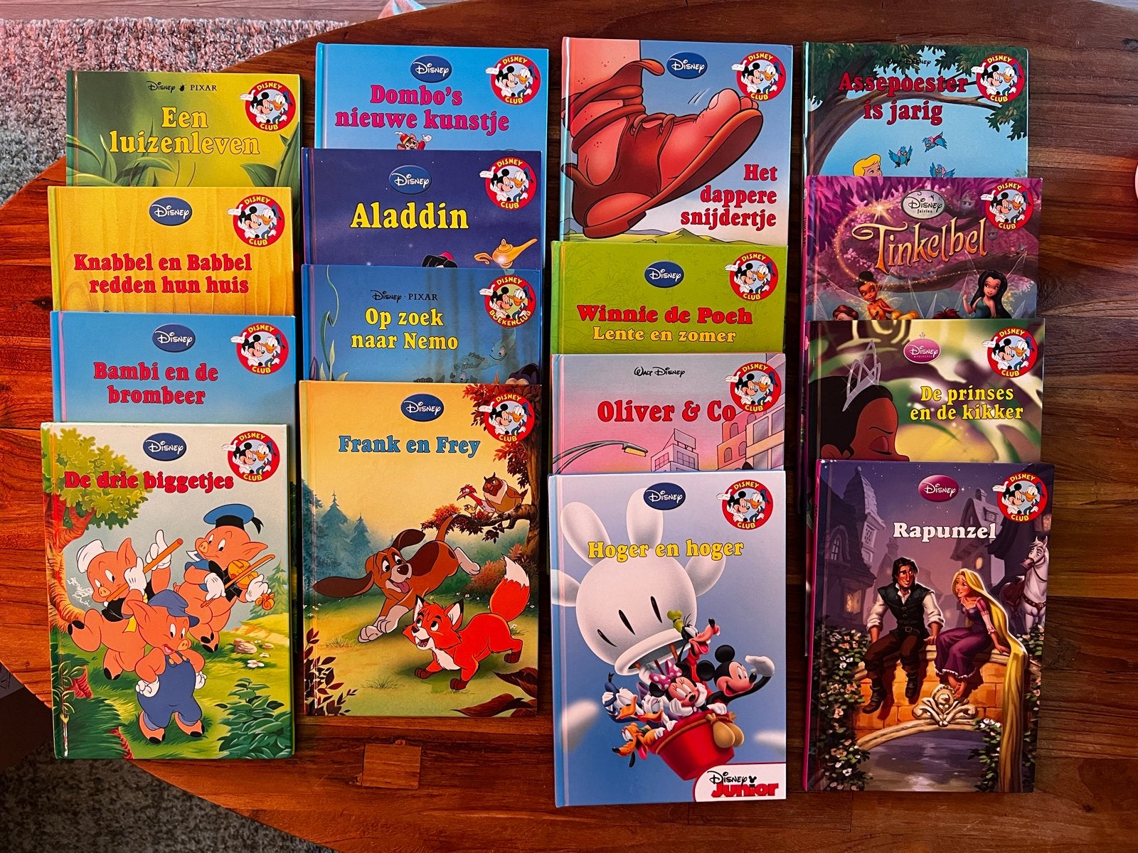 Disney Club Boekjes Collectie - 16 Sprookjes en Avonturen, Gelezen, Jongen of Meisje, Ophalen of Verzenden, Voorleesboek
