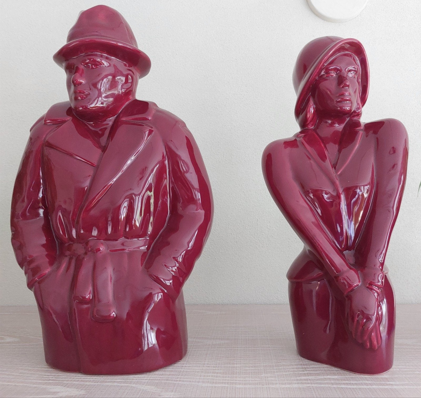 Standbeeld man en vrouw., Ophalen of Verzenden, Mens