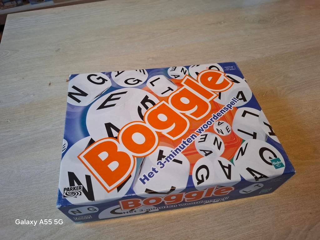 Boggle - Het 3-minuten woordenspel van Parker, Parker, Ophalen of Verzenden, Zo goed als nieuw, Consumercare@hasbro.co.uk