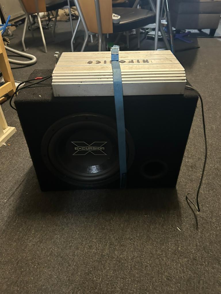 Subwoofer, Overige merken, Subwoofer, Ophalen of Verzenden, Zo goed als nieuw