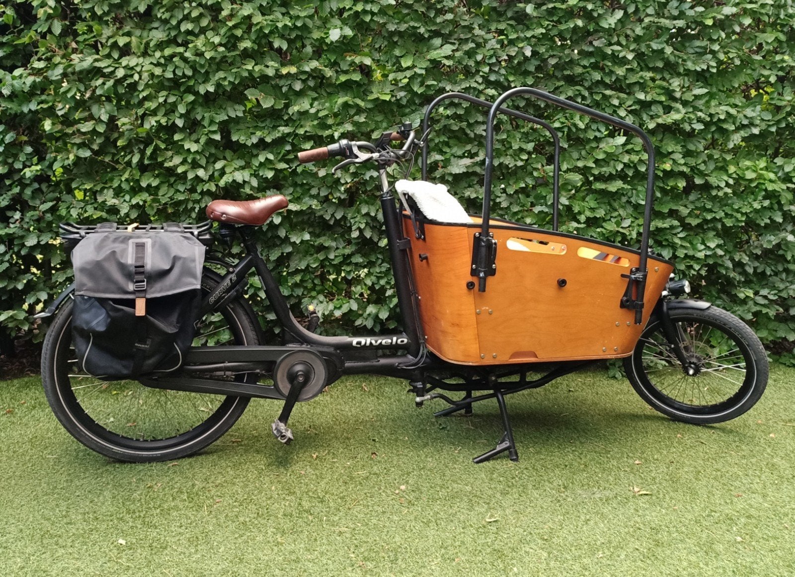 Qivelo Bakfiets met gebruikerssporen en huif, 4 kinderen of meer, Gebruikt, Huif, Schijfrem