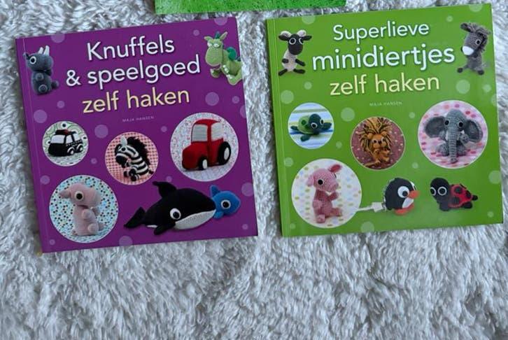 set of 2books with amigurumi crochet patterns knuffels Haken, Hobby en Vrije tijd, Ophalen of Verzenden, Nieuw, Haken, Patroon of Boek