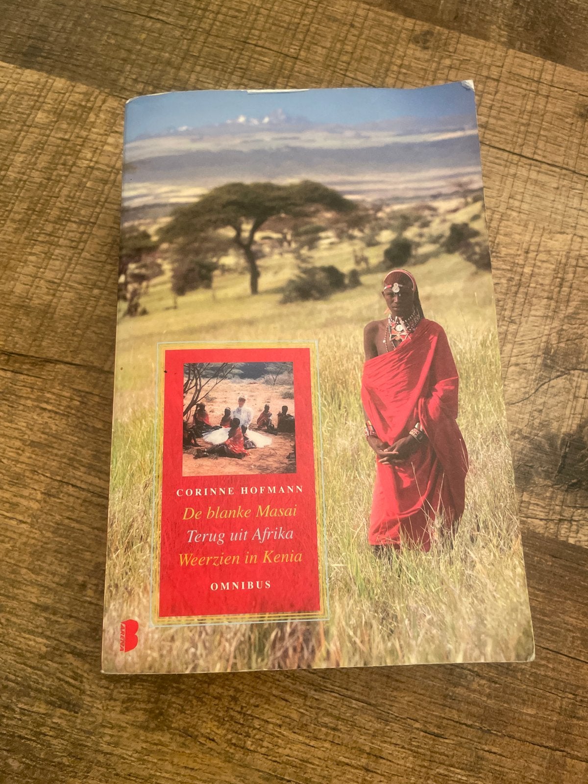 De Blanke Masai Omnibus - Corinne Hofmann, Boeken, Ophalen of Verzenden, Gelezen, Europa overig