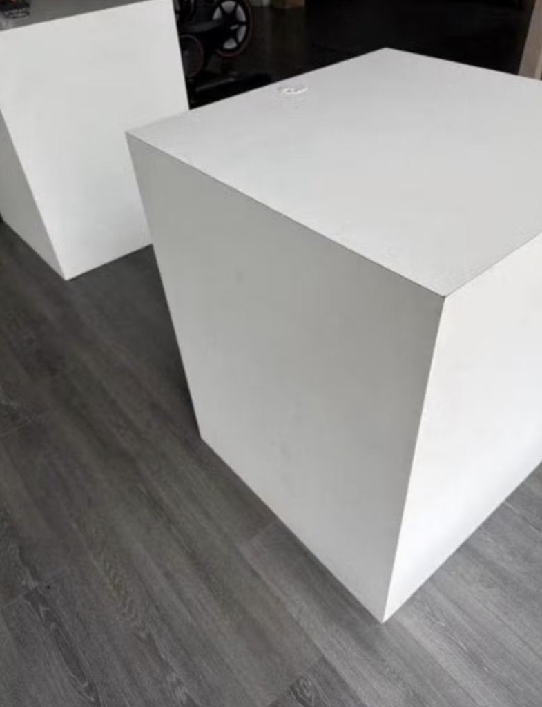 GRATIS statafel | sokkel | zuil | 80x80x100, Ophalen, Gebruikt