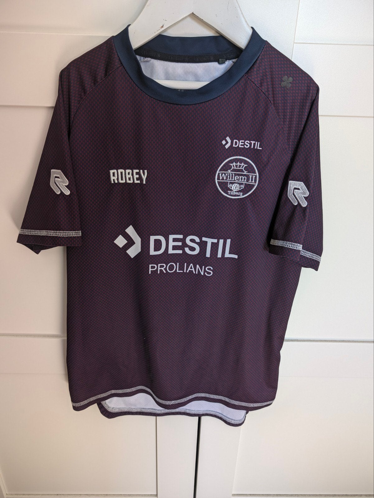 3 Robey shirts, waaronder 2 Willem II shirts, Jongen of Meisje, Ophalen of Verzenden, Zo goed als nieuw, Shirt of Longsleeve