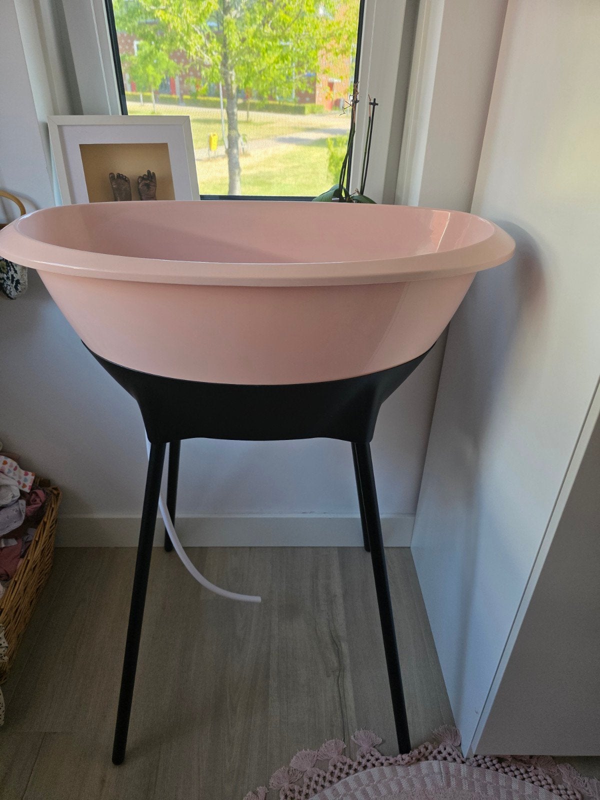 Luma Babybadje met standaard - Roze, Zo goed als nieuw, Badje, Standaard, Ophalen