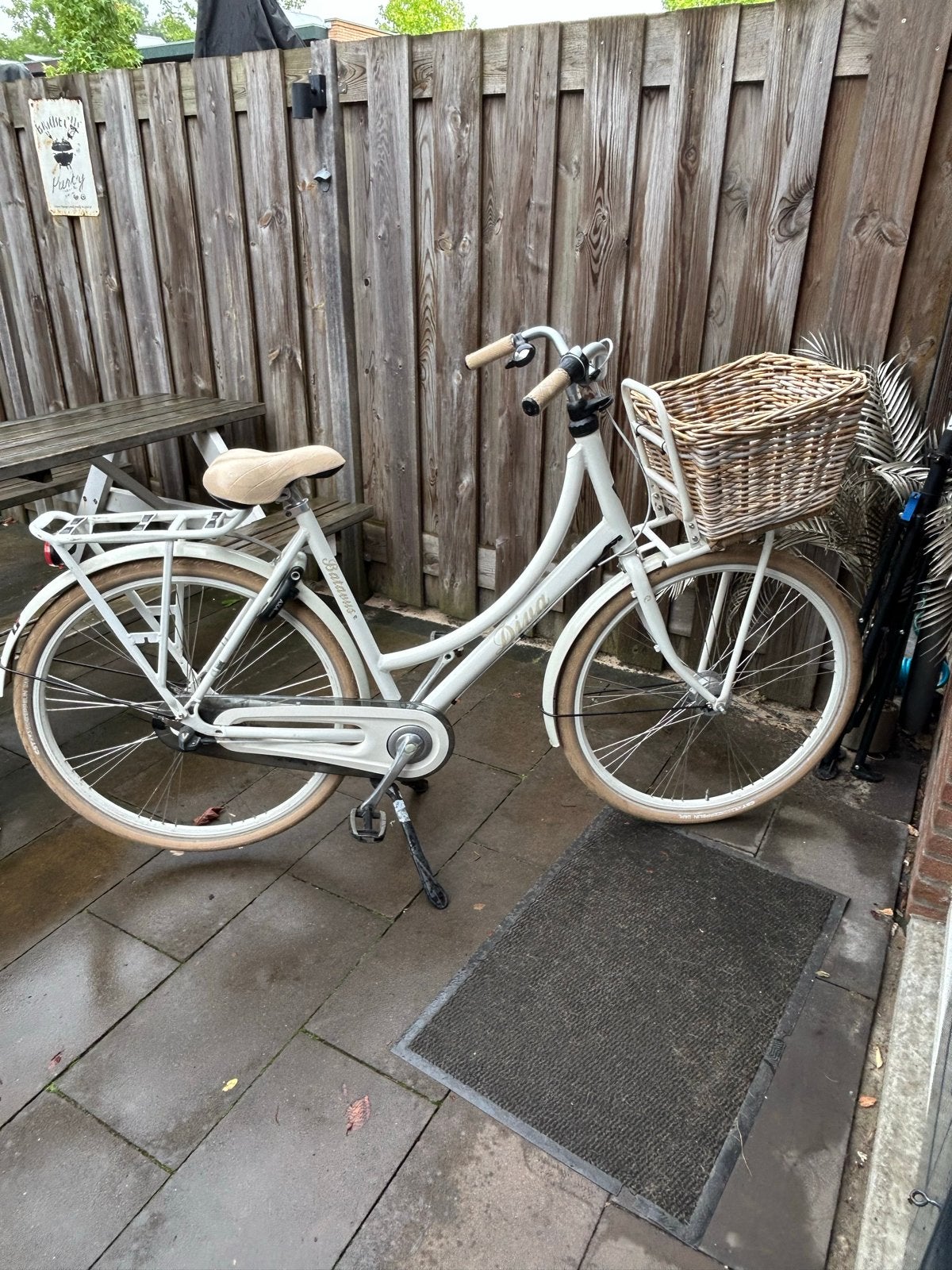 Batavus Diva damesfiets met rieten mand - Frame 56 cm, Ophalen, Terugtraprem, Gebruikt, Versnellingen