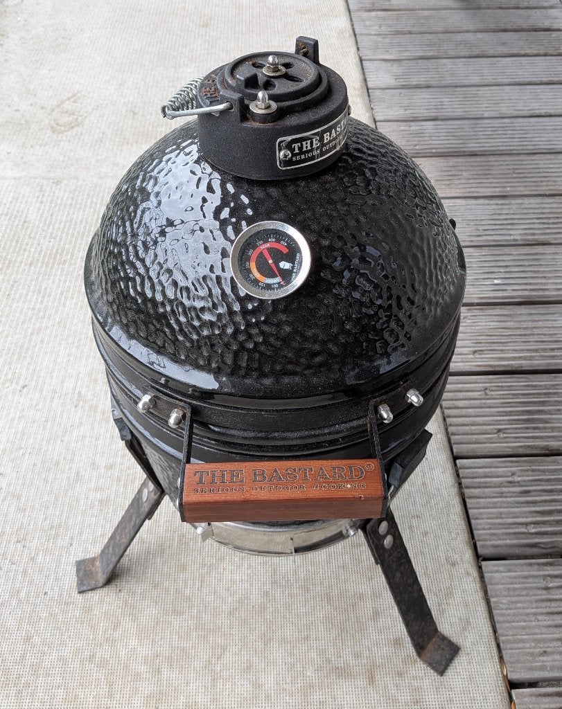 The Bastard Classic Small kamado barbecue (2017), Ophalen, Gebruikt, The Bastard, Met accessoires