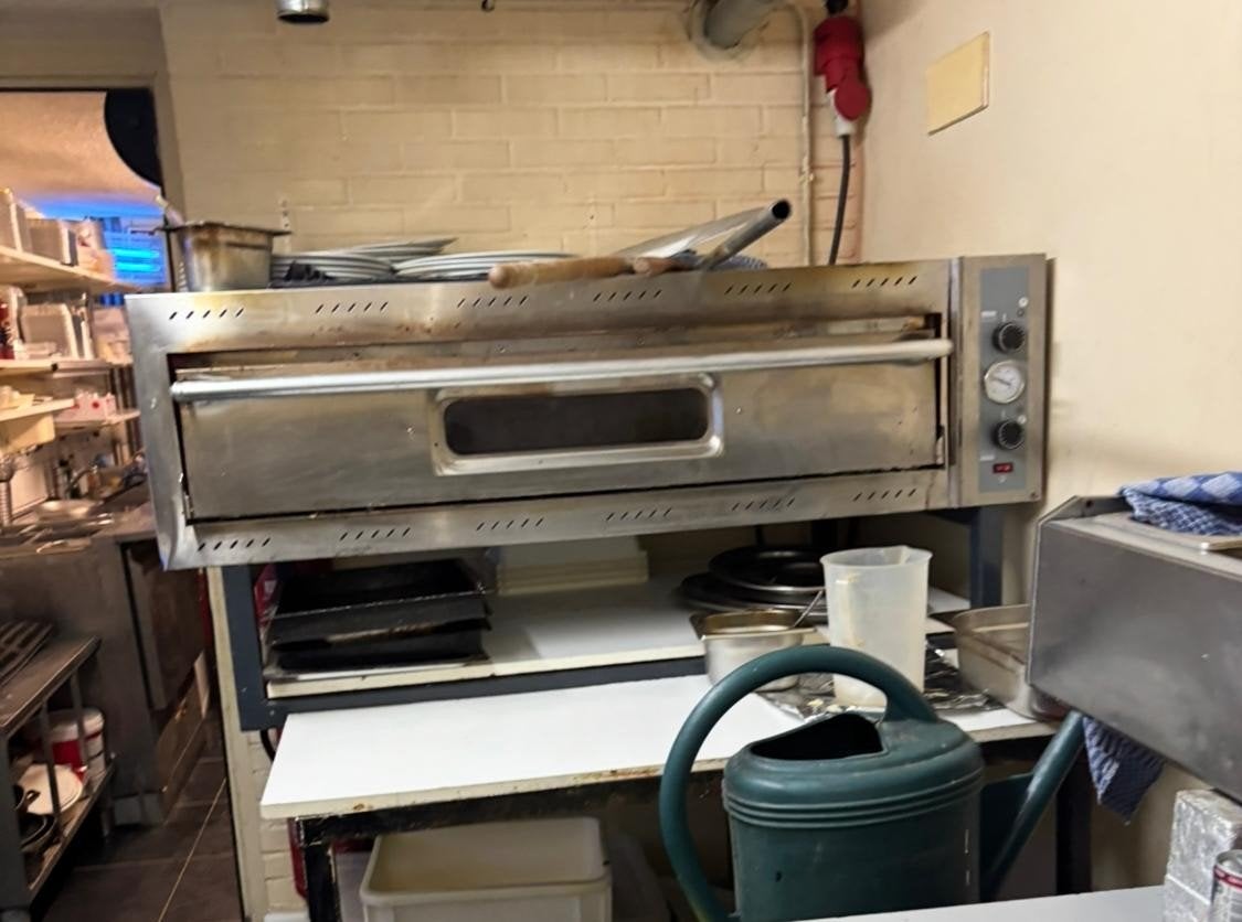 Elektrische digitaal pizzaoven, Ophalen, Gebruikt