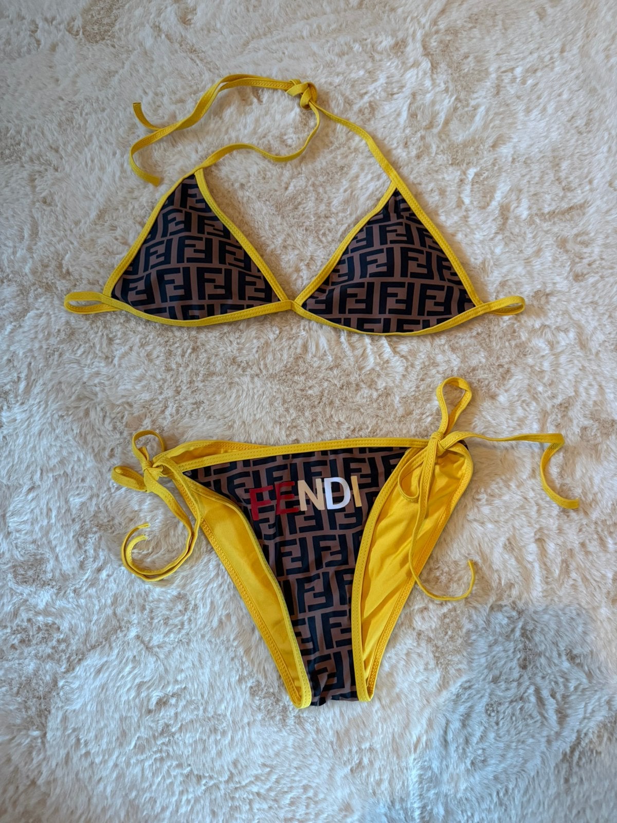 F bikini geel bruin maat m 36 38 nieuw !, Kleding | Dames, Badmode en Zwemkleding, Ophalen of Verzenden, Nieuw, Bruin, Bikini