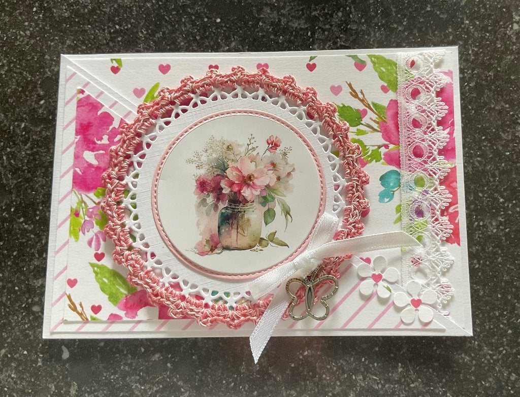 Nr 37 wenskaart met haakwerk Bloemen, Hobby en Vrije tijd, Verzenden, Nieuw, Overige thema's