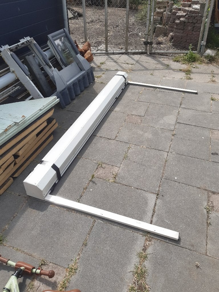 Rolluik wit 252x125cm, Doe-het-zelf en Verbouw, Ophalen, Gebruikt, 200 cm of meer, Wit