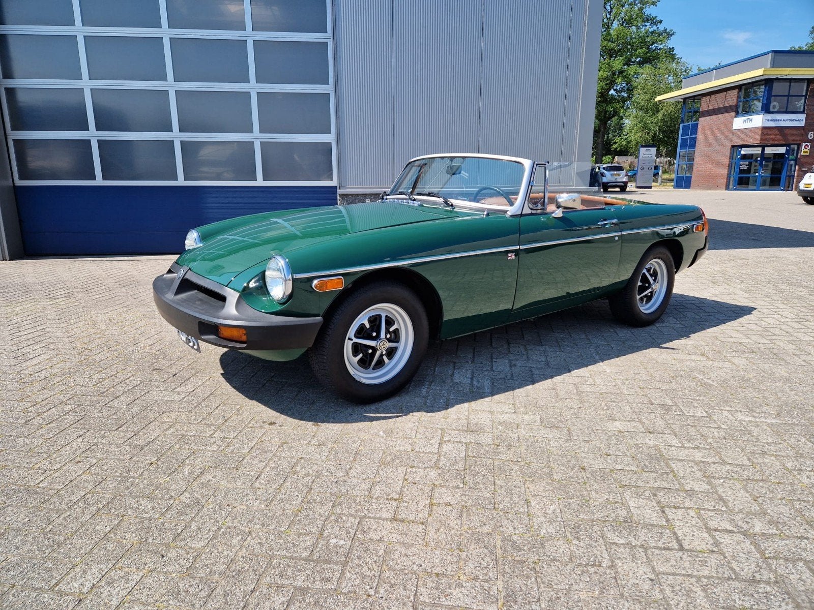 MG *b*b 1.8 USA Tourner 1975 Groen, B, 4 cilinders, Cabriolet, Handgeschakeld