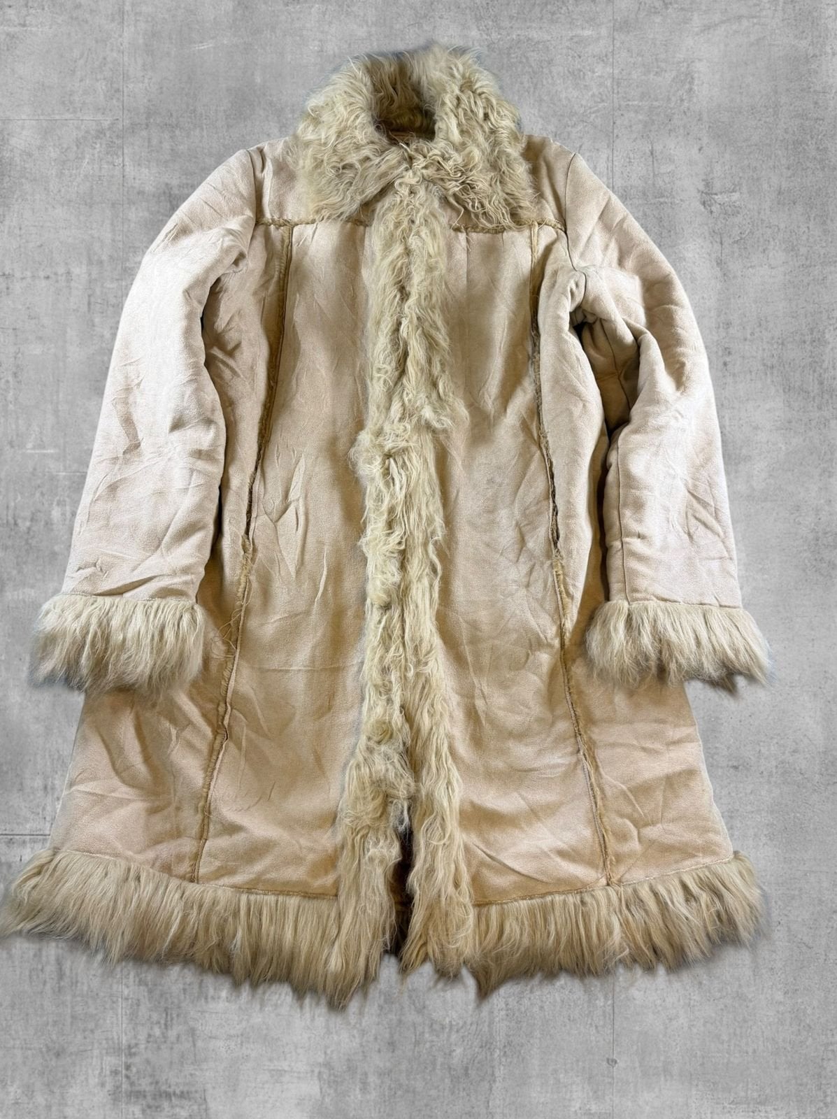 Beige lammy coat van Vintage Dressing, maat M (penny coat /, Maat 38/40 (M), Bayline Vintage Trading, Verzenden, Beige