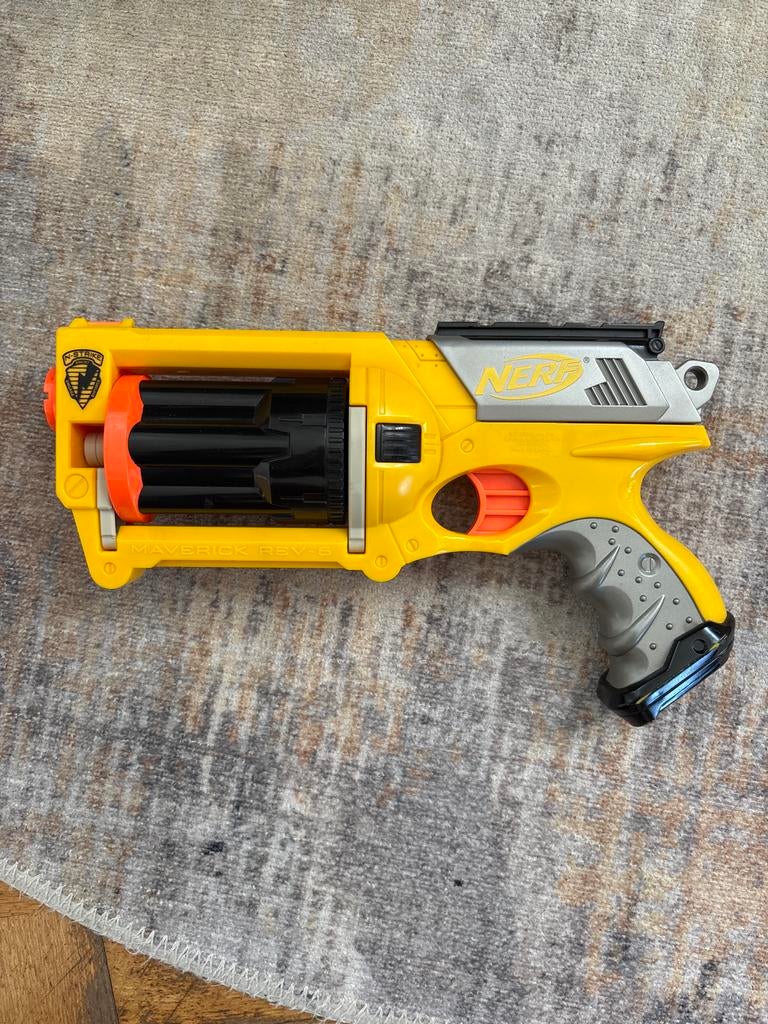 Nerf Maverick REV-6, Ophalen, Zo goed als nieuw, Jongen of Meisje