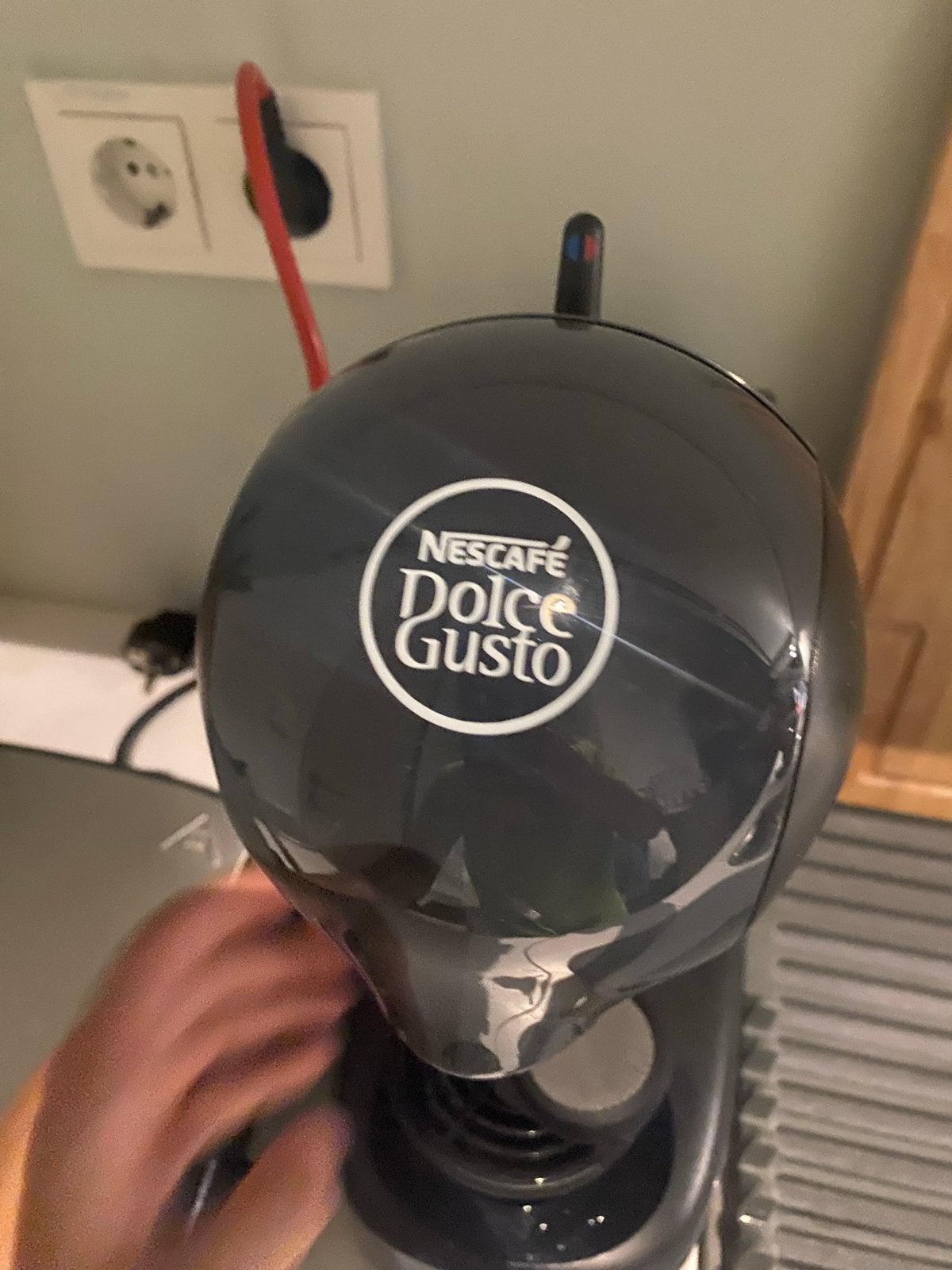 Dolce Gusto met herbruikbare capsule - Goede staat, Witgoed en Apparatuur, Ophalen of Verzenden, Zo goed als nieuw, Koffiemachine