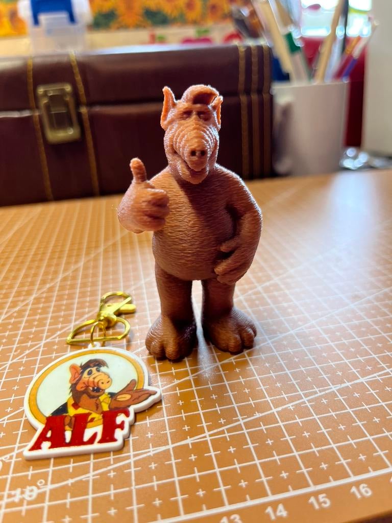 Retro Alf polyresin figuur met sleutelhanger set, Verzamelen, Ophalen of Verzenden, Nieuw, Tv, Actiefiguur of Pop
