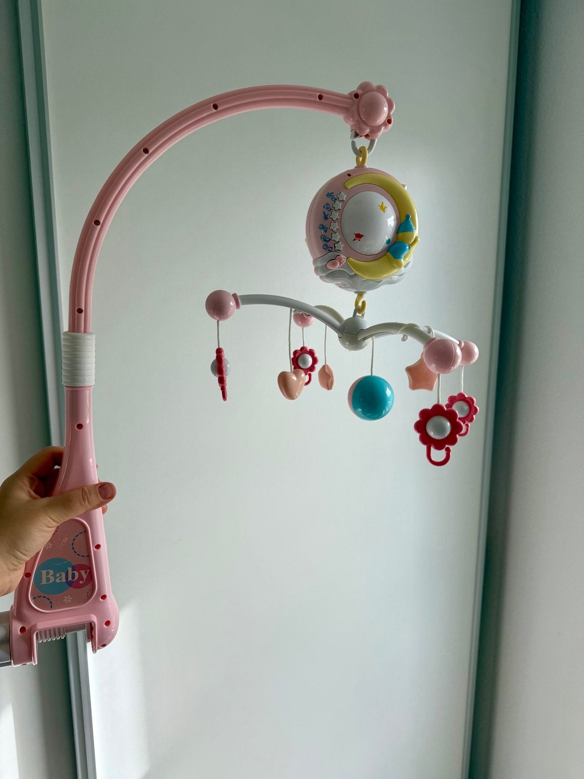 Roze baby mobiel met muziek en licht, Ophalen of Verzenden, Zo goed als nieuw, Mobiel, Met licht