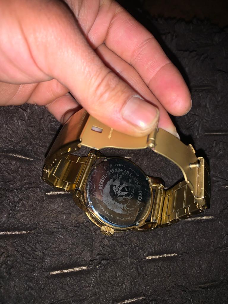 Gouden Diesel horloge - Stijlvol en robuust, Gebruikt, Staal, Polshorloge, Ophalen