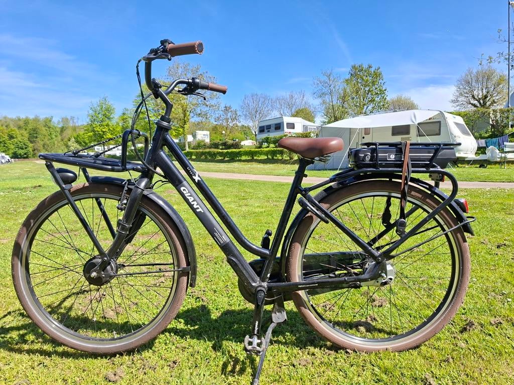 Te koop Giant Triple X electrische stadsfiets., Fietsen en Brommers, Elektrische fietsen, Ophalen of Verzenden, Zo goed als nieuw