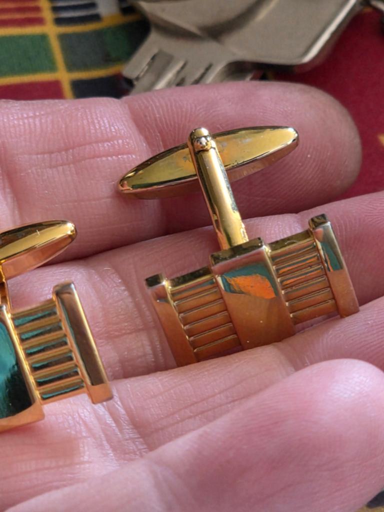 Elegante Goudkleurige Manchetknopen - Tijdloos Design, Sieraden, Tassen en Uiterlijk, Manchetknopen, Ophalen of Verzenden, Zo goed als nieuw