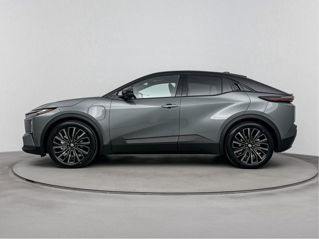 Toyota C-HR+ Executive AWD 77 kWh *NIEUW* (bj 2026), Auto's, Toyota, Automaat, 12 maanden, Overige modellen, Automatische klimaatregeling