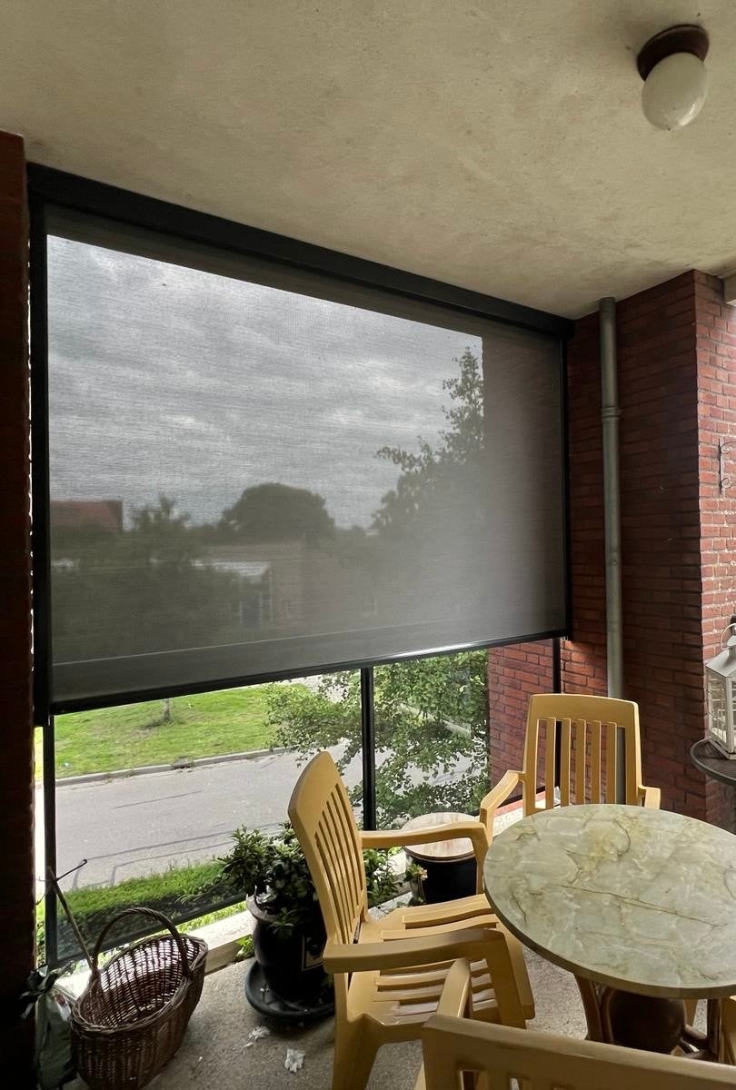 Zipscreen elektrisch, Somfy, 250.5x180cm, Antraciet, Tuin en Terras, Zonneschermen, Ophalen, Gebruikt, Elektrisch, 150 tot 300 cm