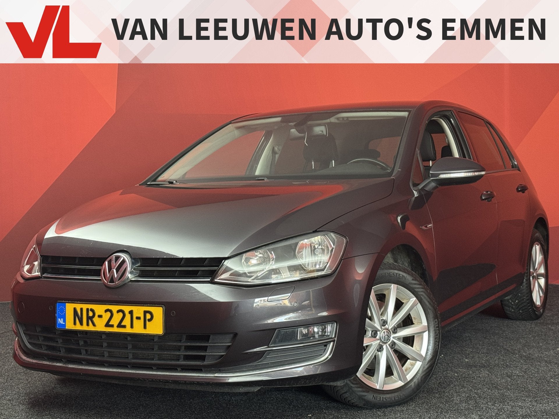 Volkswagen Golf 1.6 TDI Connected Series | Navigatie | Cruis, Voorwielaandrijving, Stof, Gebruikt, 4 cilinders