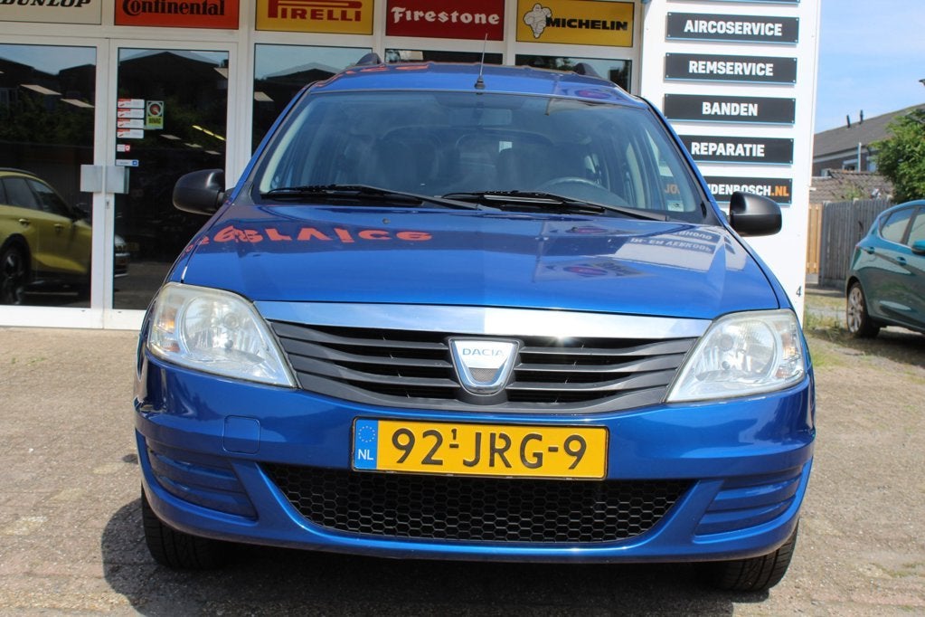 Dacia Logan MCV 1.6 Ambiance 7p., Auto's, Dacia, Stof, Gebruikt, 4 cilinders, 7 stoelen