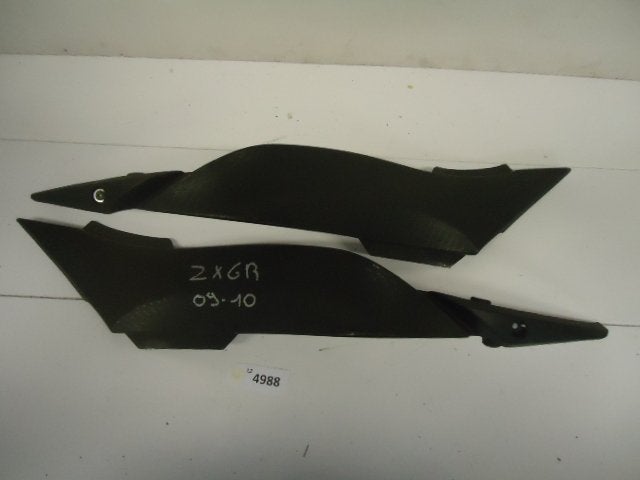 ZX6R 2009 - 2010 Kawasaki Cover Cover onder tank D1-13160