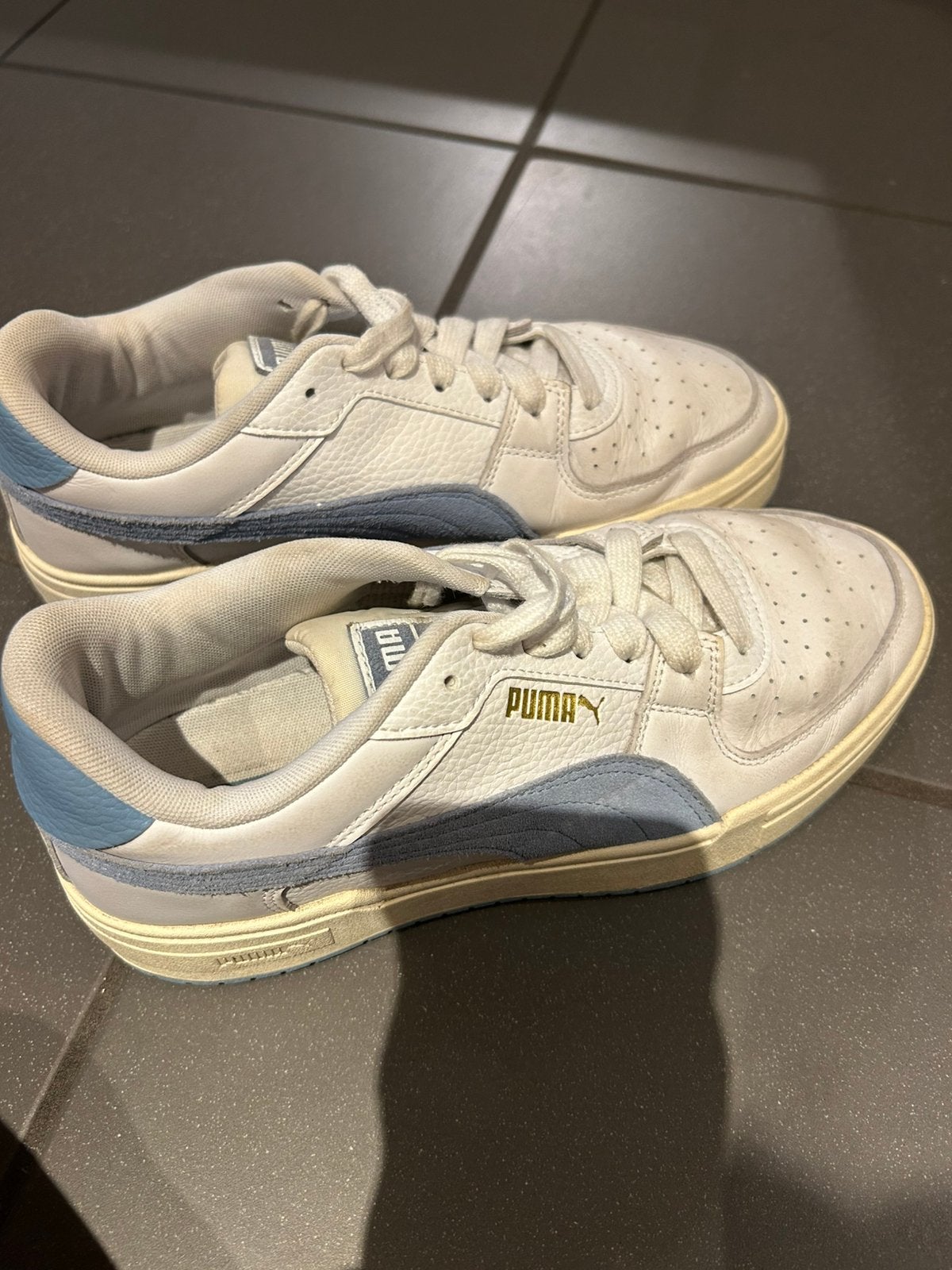 Sneaker, Wit, Ophalen of Verzenden, Sneakers of Gympen, Gedragen