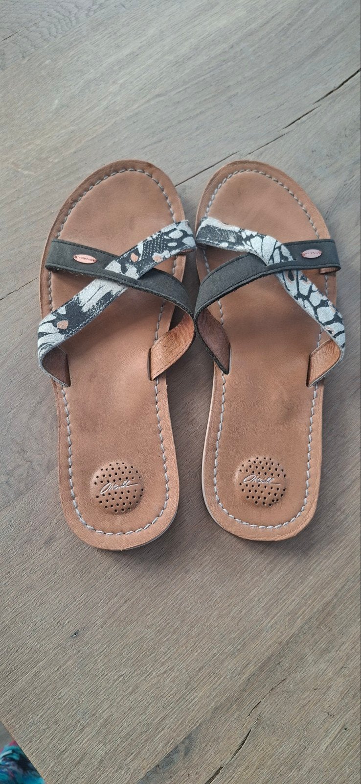 O'Neill slippers, Kleding | Dames, Schoenen, Slippers, Zwart, Ophalen of Verzenden, O'Neill