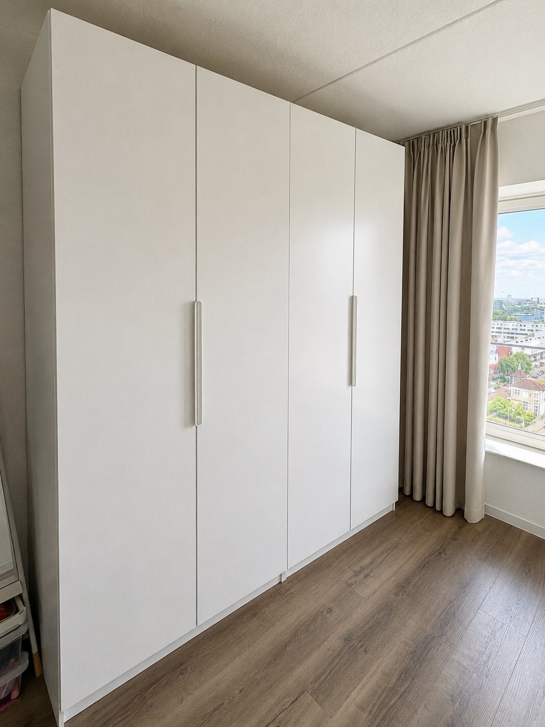 2 Witte kledingkasten-Uitstekende staat-Per stuk of als set, Ophalen, 100 tot 150 cm, 200 cm of meer, Zo goed als nieuw