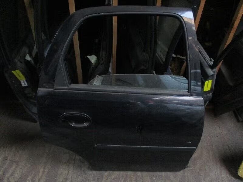 PORTIER RECHTS ACHTER Opel Corsa C (F08 / 68), Auto-onderdelen, Bahnhofsplatz 65423 Rüsselsheim am Main, DE, Gebruikt, Deur, Opel