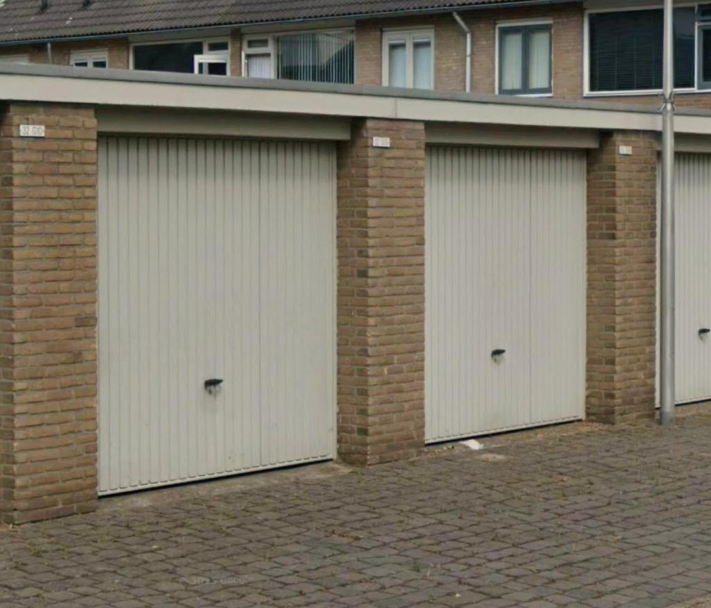 Wij kopen garageboxen in Eindhoven– discreet en zonder gedoe, Ophalen, Gebruikt
