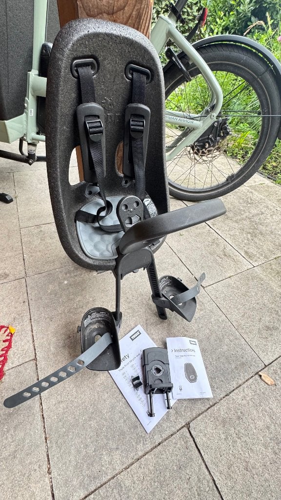 Thule Yepp Nexxt mini met windscherm en 2 adapters, Fietsen en Brommers, Fietsaccessoires | Fietsstoeltjes, Ophalen, 0 t/m 18 kg