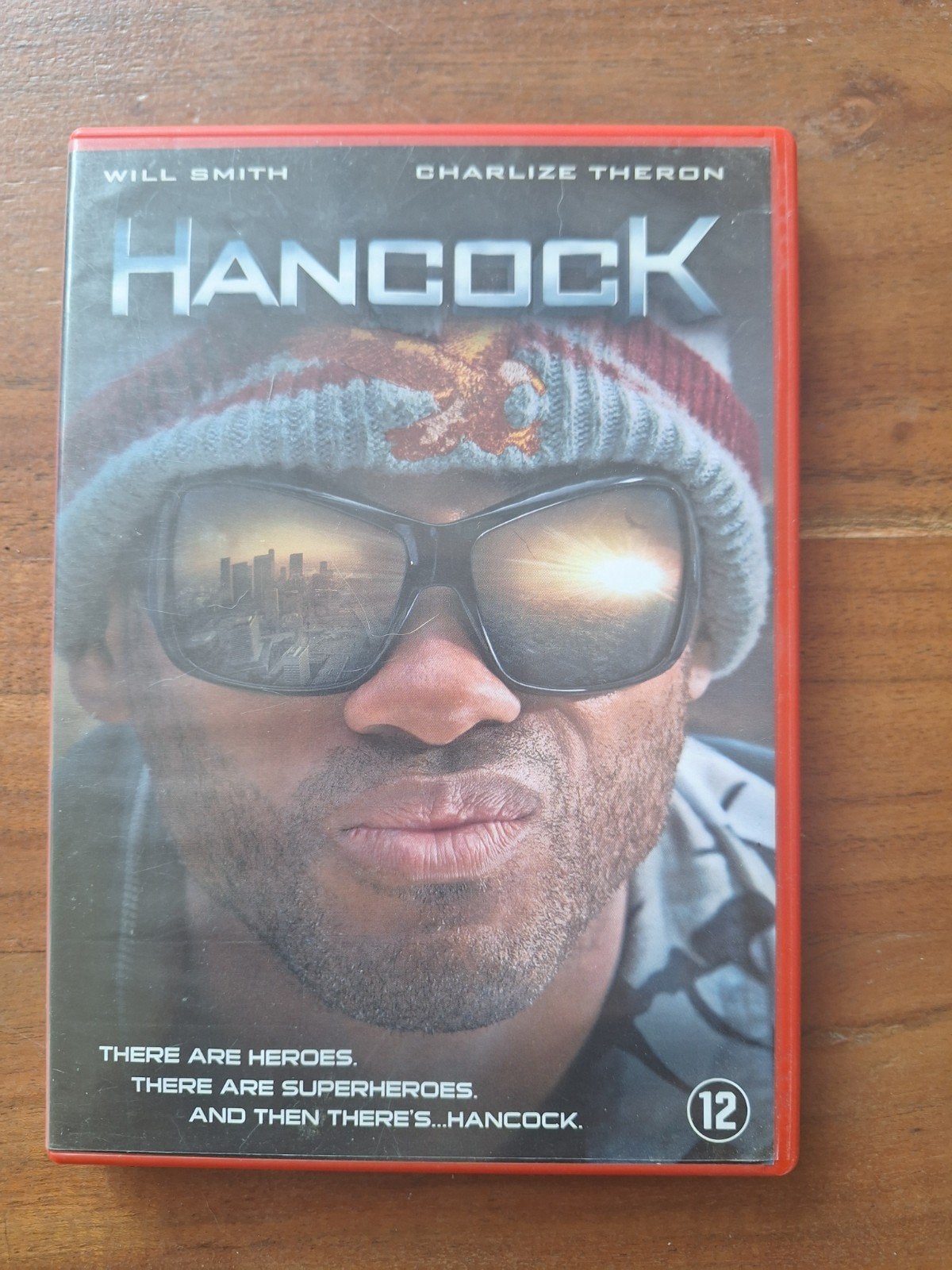 Hancock DVD - Actiekomedie met Will Smith en Charlize Theron, Spaans, Gebruikt, Actiethriller, Ophalen of Verzenden